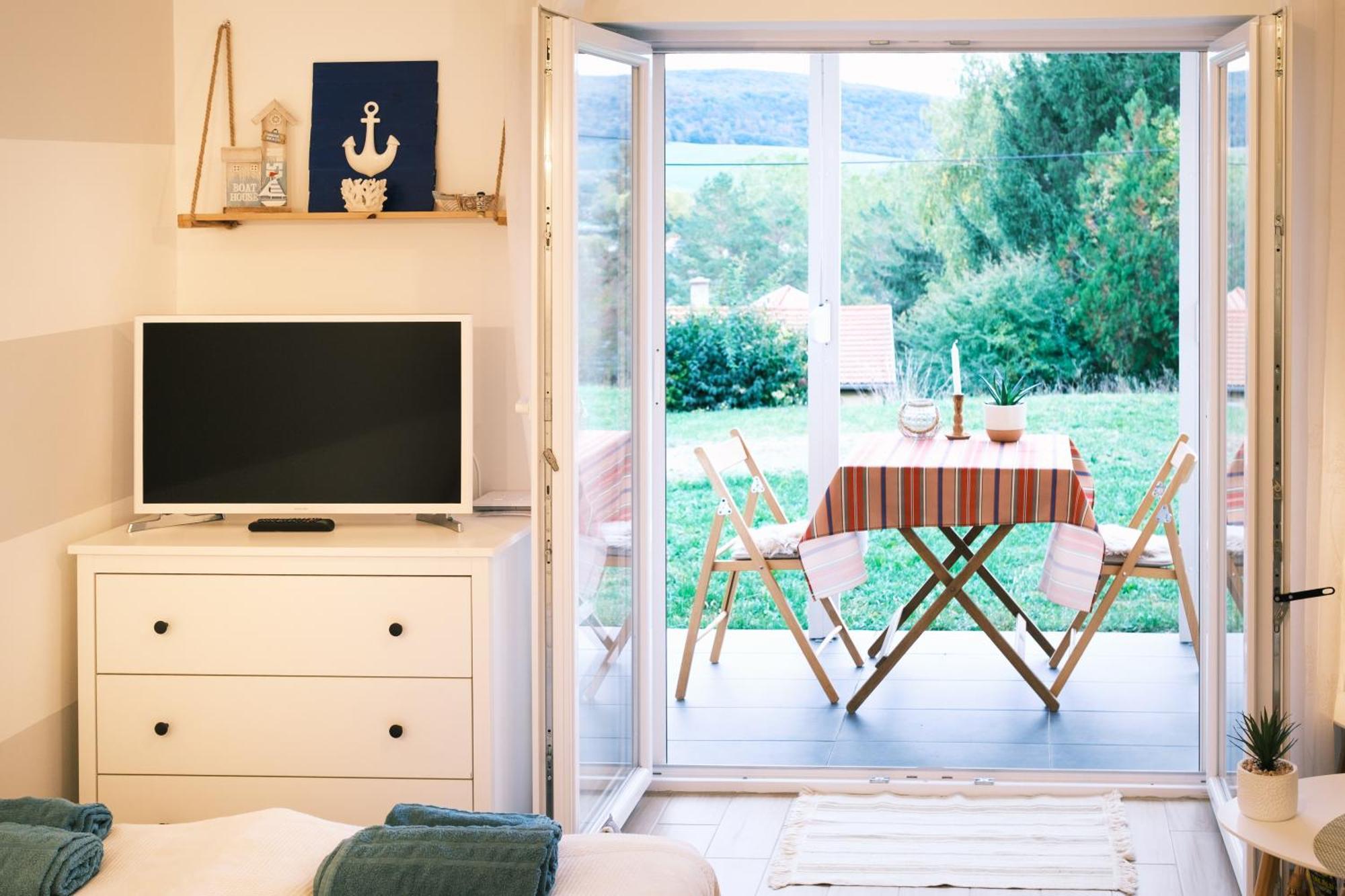 Kismano Apartman Orfű Exteriér fotografie